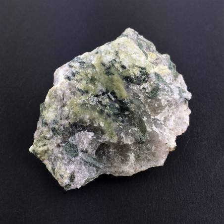 * Minerali Storici * DIOPSIDE su Quarzo - Val Sissone Italia - Verde Minerale-2