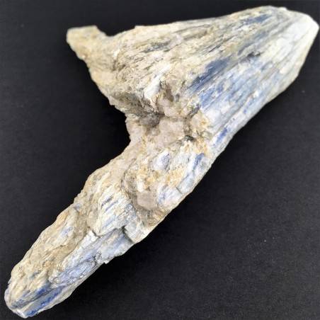 Wonderful Piece in Kyanite Blue MINERALS Rough Crystal Healing Color Chakra-4