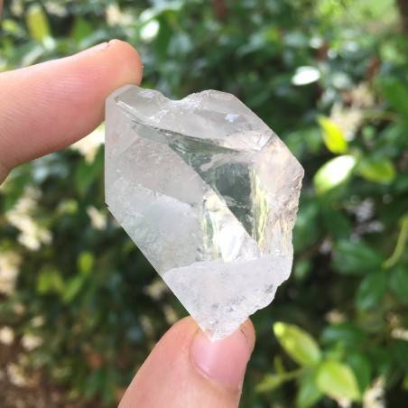 CLEAR Crystal HYALINE QUARTZ Energy Natural Crystal Healing Rock 40g-1