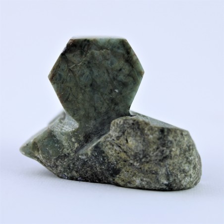 EMERALD Beryl Minerals 114gr Home Decor Crystal healing High Quality-1